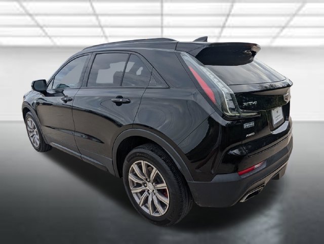 Used 2021 Cadillac XT4 Sport AWD/4WD image 2