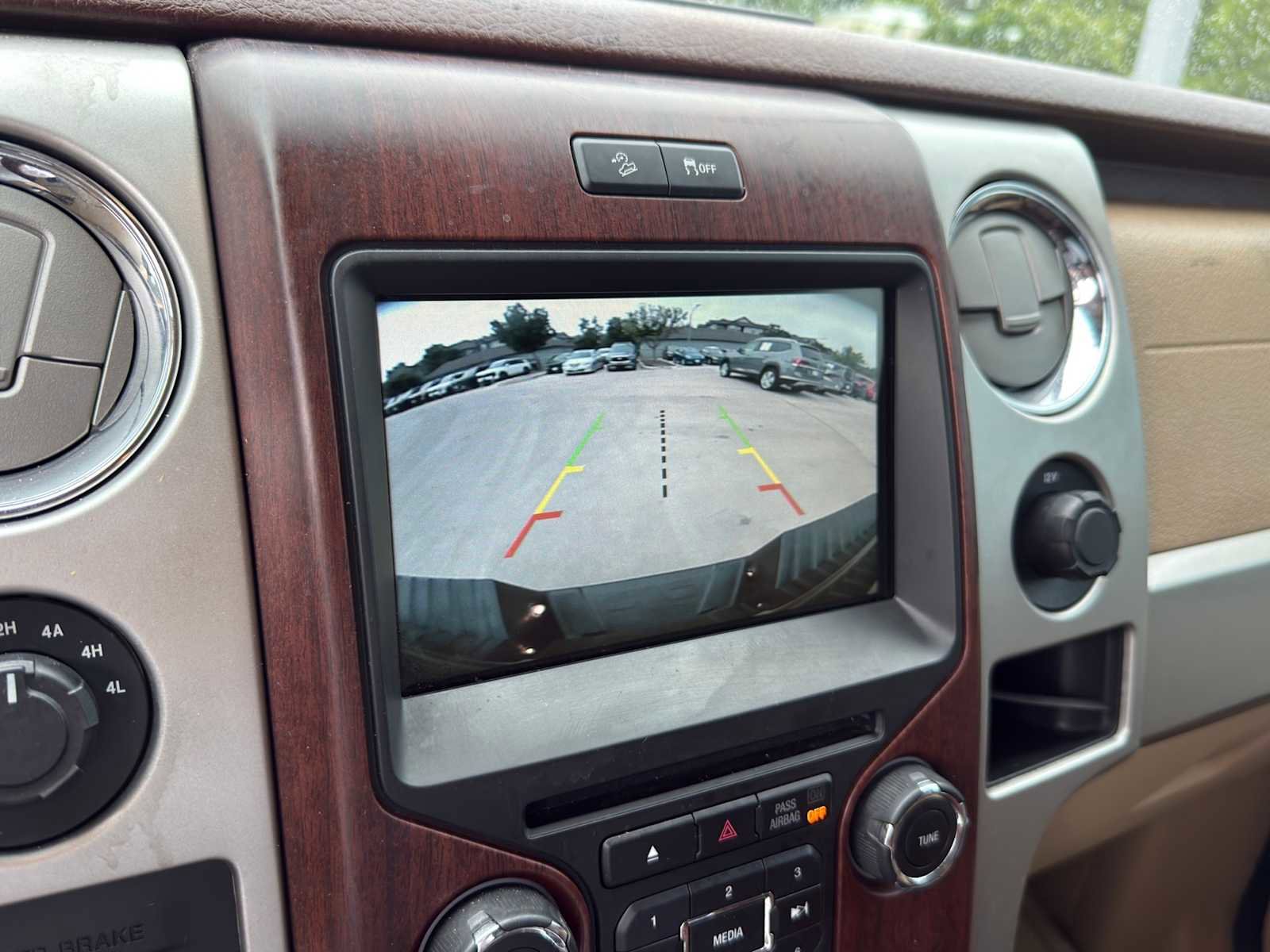 Used 2013 Ford F150 King Ranch w/ King Ranch Luxury Pkg AWD/4WD image 18