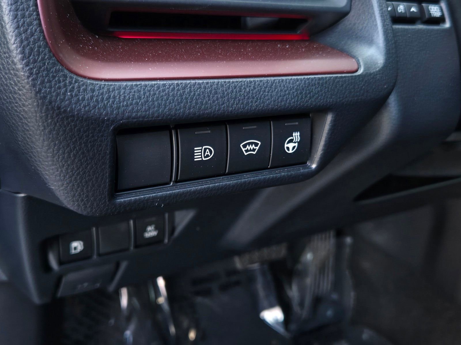 Used 2024 Toyota Prius Prime image 15