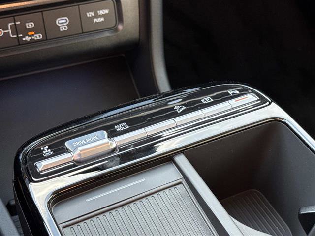 New 2026 Hyundai Tucson Limited image 24