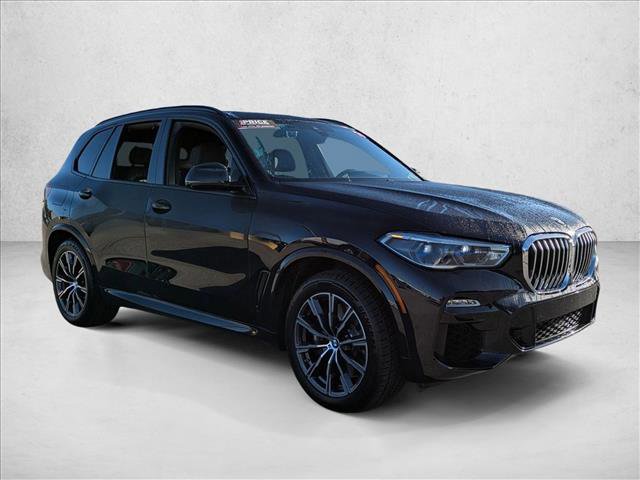 Used 2019 BMW X5 xDrive50i w/ M Sport Package image 3