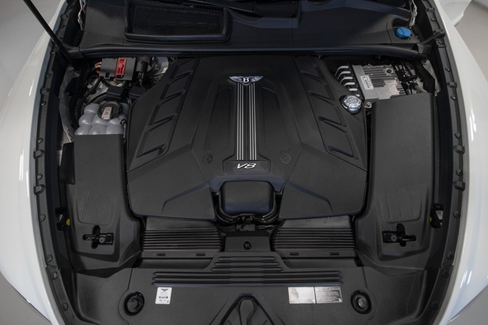 Used 2022 Bentley Bentayga image 70