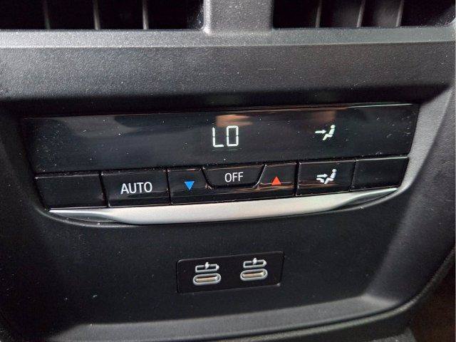 Used 2023 BMW 330e RWD image 13