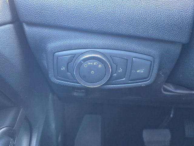 Used 2019 Lincoln MKC Select w/ Select Plus Package FWD image 23