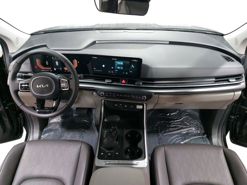 New 2026 Kia Carnival FWD image 9