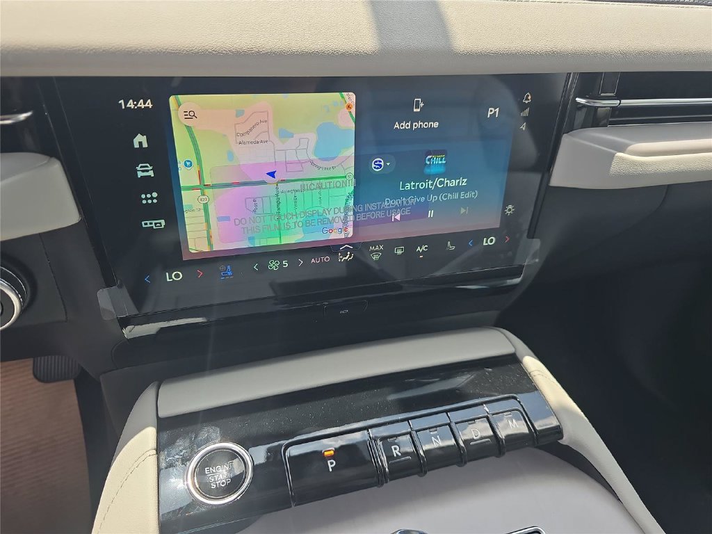 New 2026 Lincoln Navigator Premiere AWD/4WD image 18