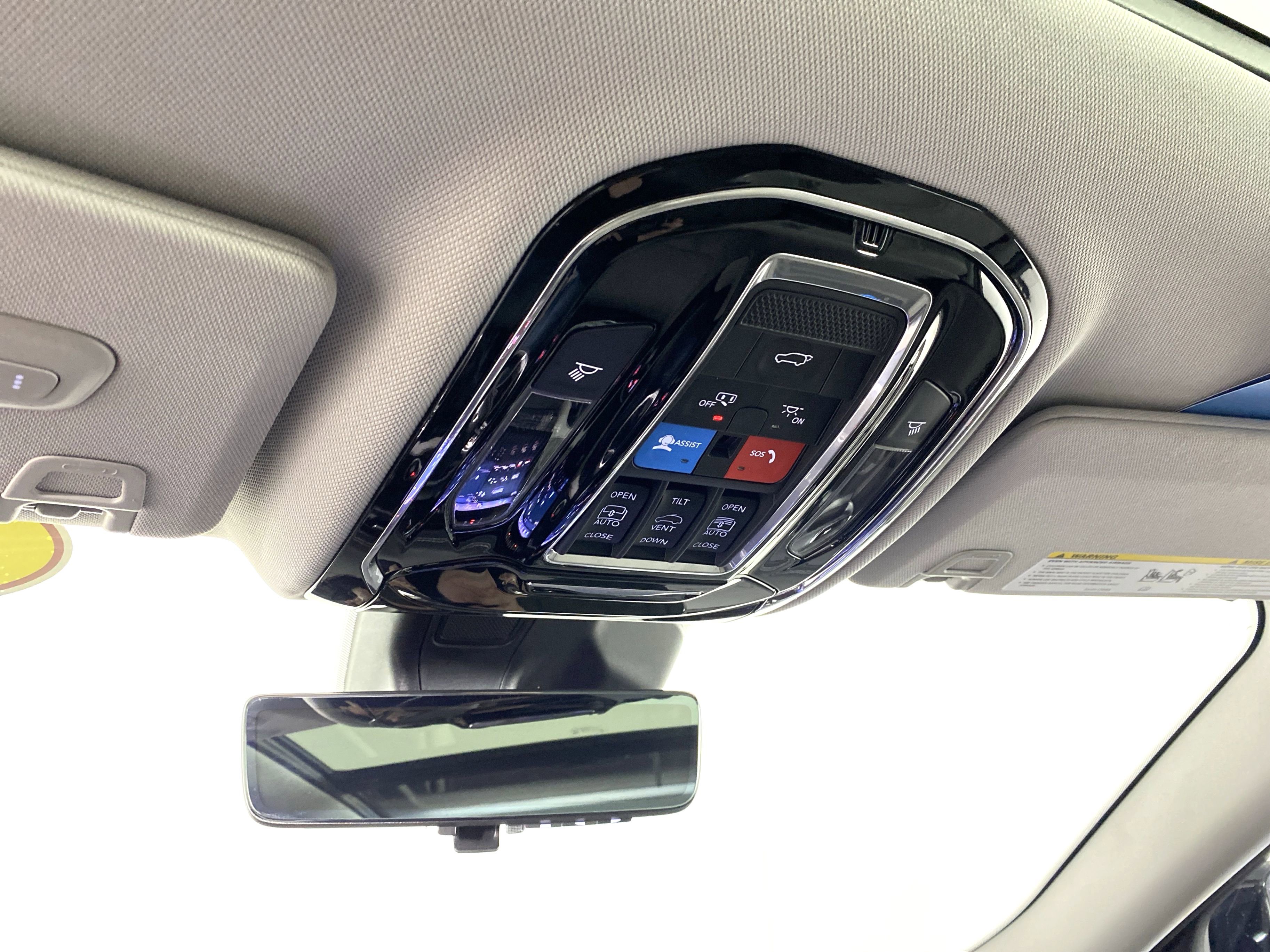 Used 2022 Jeep Grand Cherokee Overland w/ Luxury Tech Group IV image 28