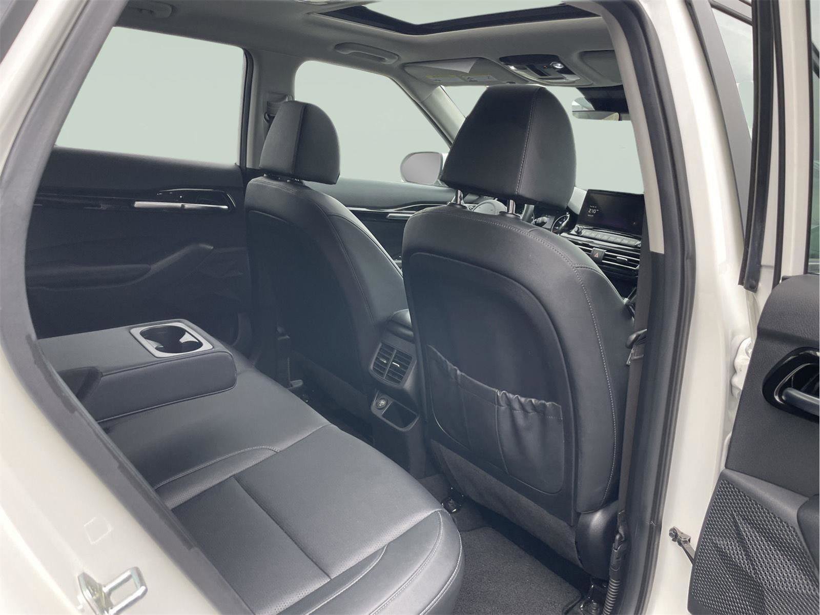 Used 2022 Kia Seltos EX image 17