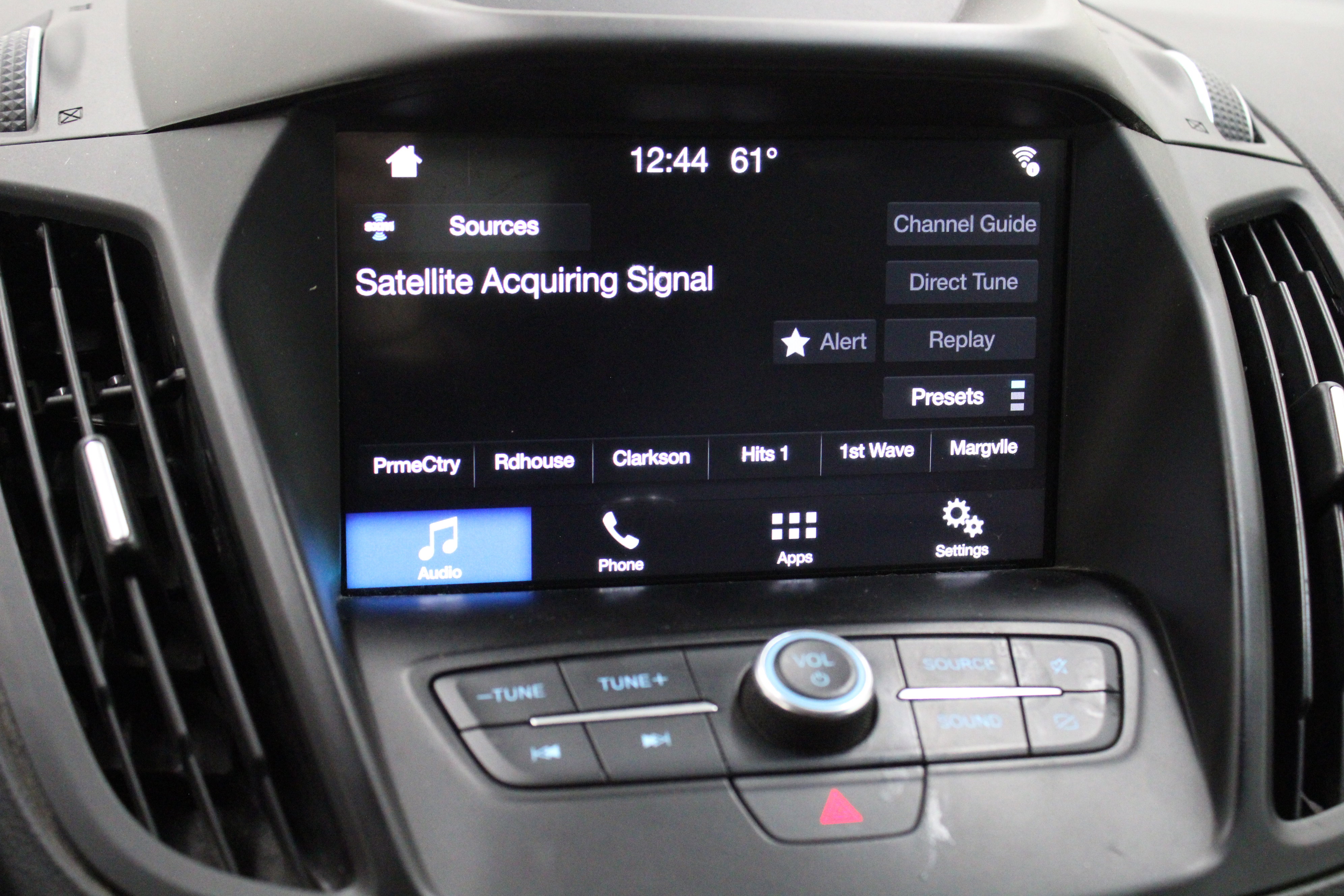 Used 2019 Ford Escape SE image 21