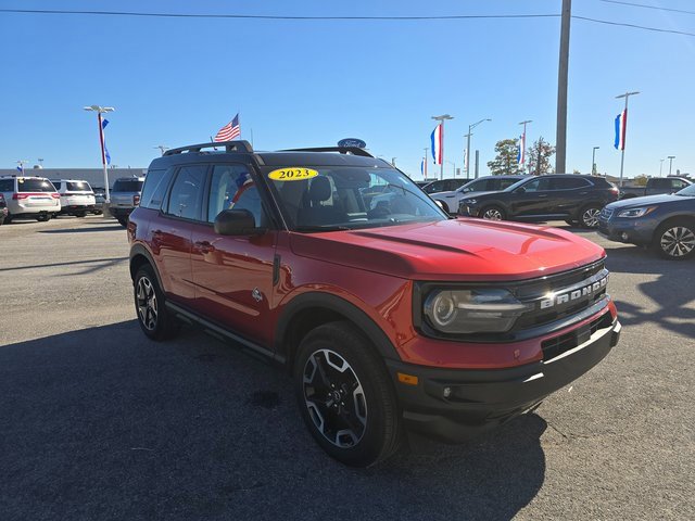 Used 2023 Ford Bronco Sport Outer Banks w/ Tech Package image 3