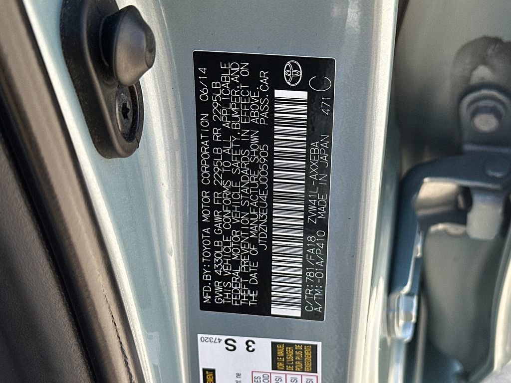 Used 2014 Toyota Prius V Three image 30