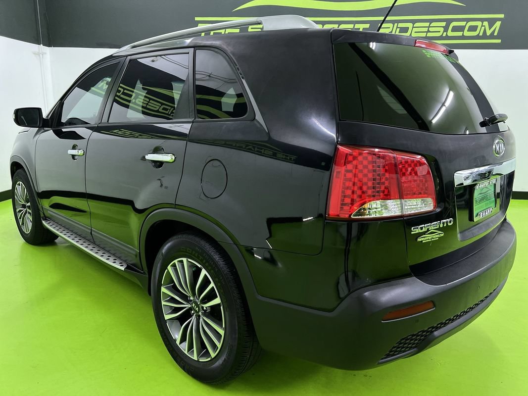 Used 2012 Kia Sorento LX w/ Convenience Pkg FWD image 7