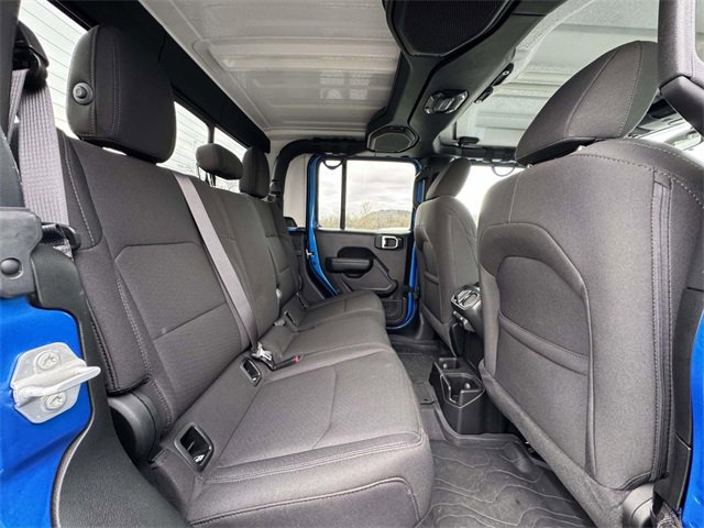 Used 2023 Jeep Gladiator Sport image 17