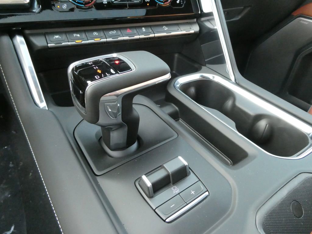 New 2026 GMC Sierra 1500 Denali Ultimate w/ LPO, Black Badging Package image 24