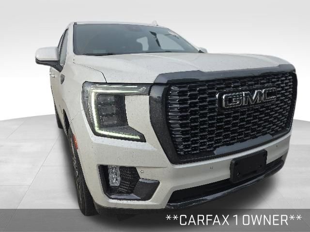 Used 2023 GMC Yukon Denali Ultimate AWD/4WD image 2