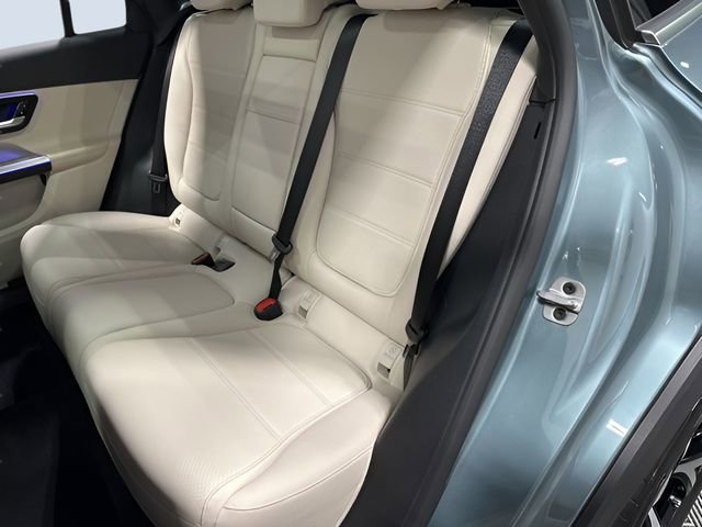 Certified 2025 Mercedes-Benz GLC 350e Silver image 33