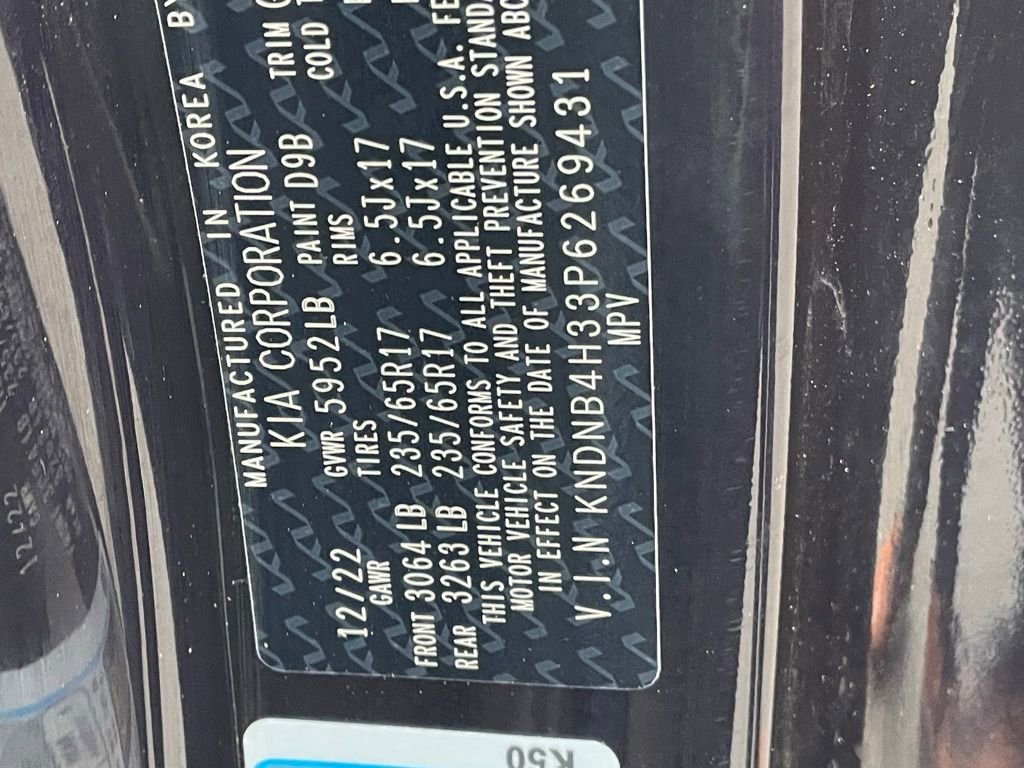 Used 2023 Kia Carnival LX FWD image 34