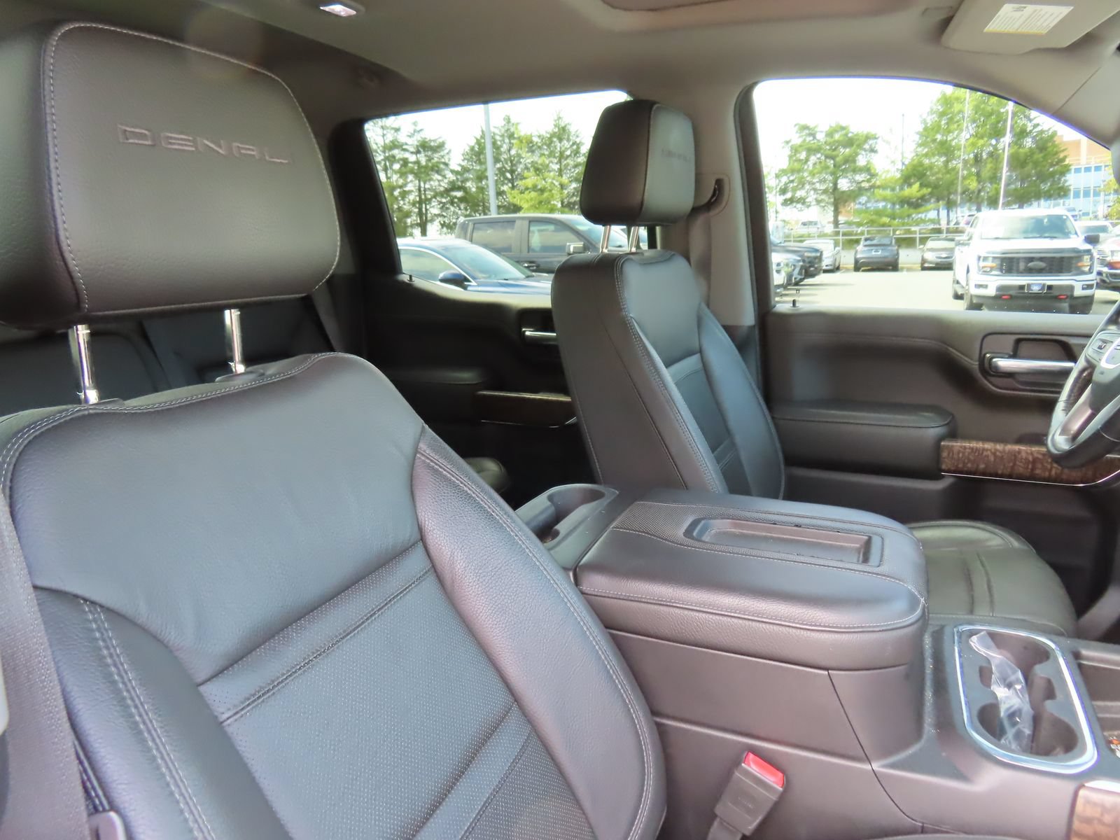 Used 2019 GMC Sierra 1500 Denali w/ Denali Ultimate Package AWD/4WD image 34