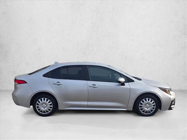 Used 2023 Toyota Corolla LE FWD image 4