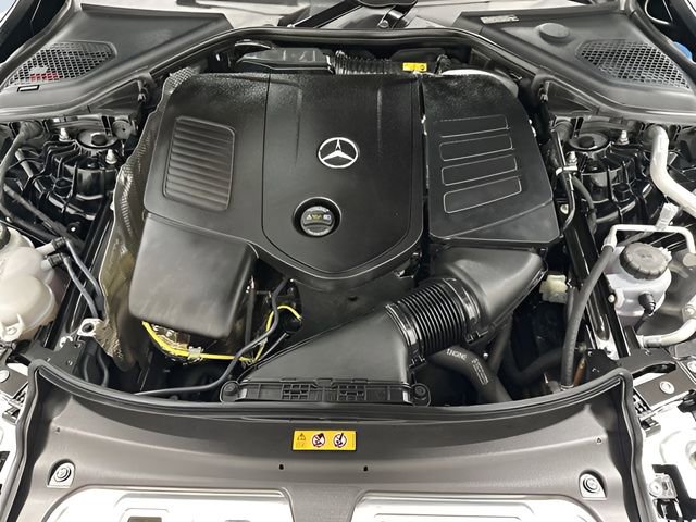 Used 2025 Mercedes-Benz E 350 4MATIC Sedan image 10