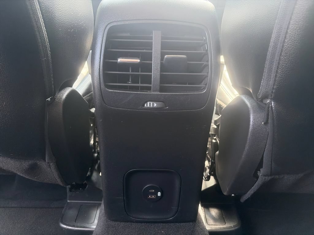 Used 2022 Ford Escape SEL w/ Technology Package FWD image 37