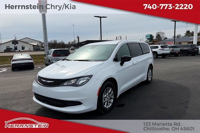 New 2026 Chrysler Voyager LX FWD image 3
