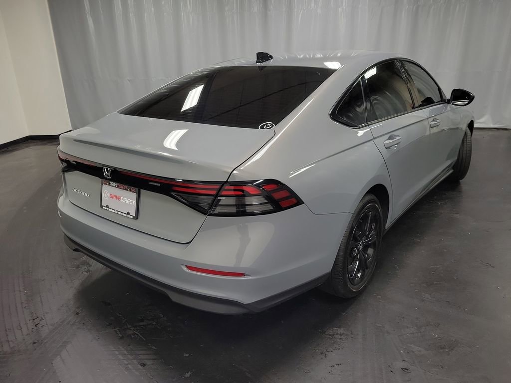 Used 2025 Honda Accord SE image 8