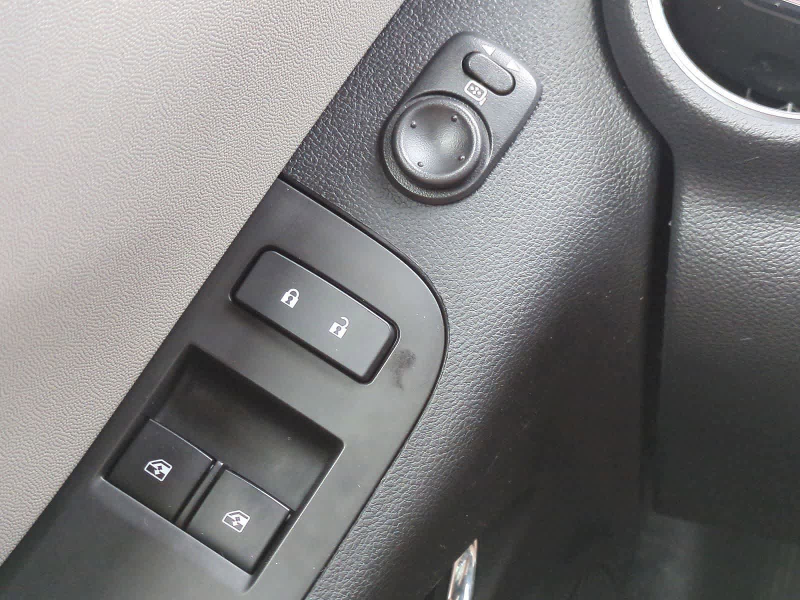 Used 2014 Chevrolet Camaro LS RWD image 26