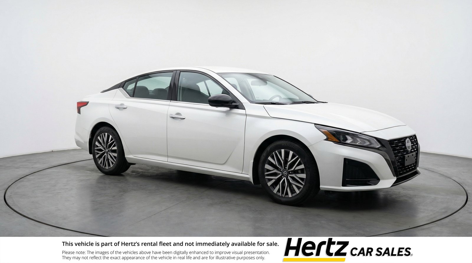 Used 2025 Nissan Altima 2.5 SV FWD image 1