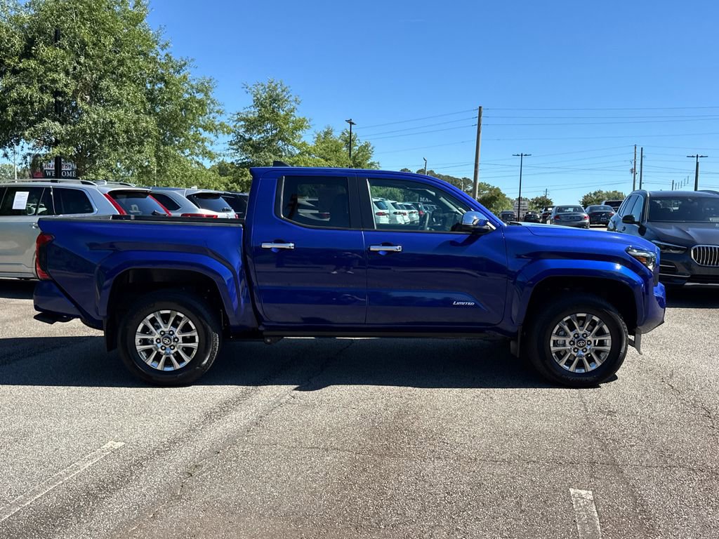 Used 2025 Toyota Tacoma Limited AWD/4WD image 8
