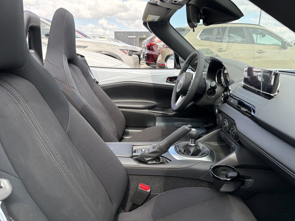 New 2026 MAZDA MX-5 Miata Club w/ Interior Package RWD image 10