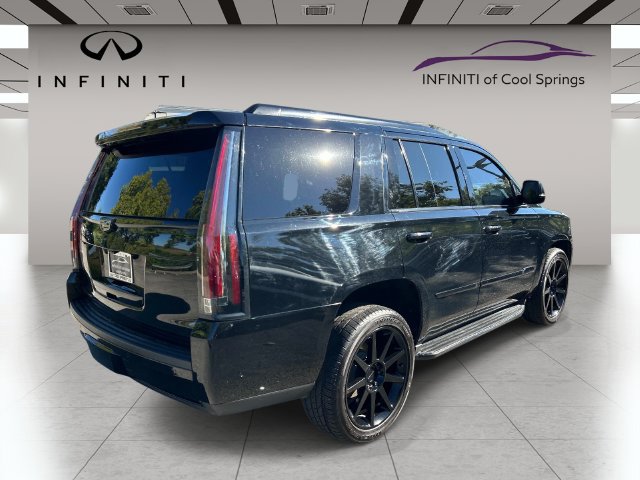 Used 2019 Cadillac Escalade Luxury w/ Escalade Sport Edition AWD/4WD image 7