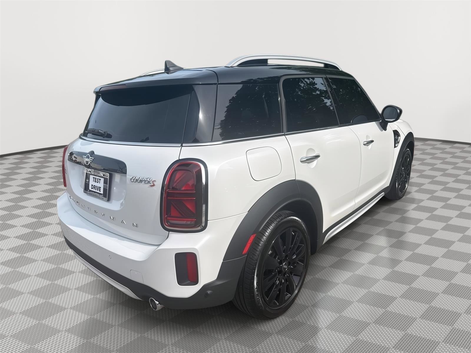 Used 2024 MINI Cooper Countryman S FWD image 6