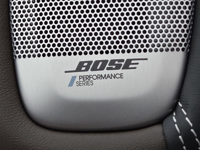 New 2026 GMC Yukon XL Denali Ultimate AWD/4WD image 9