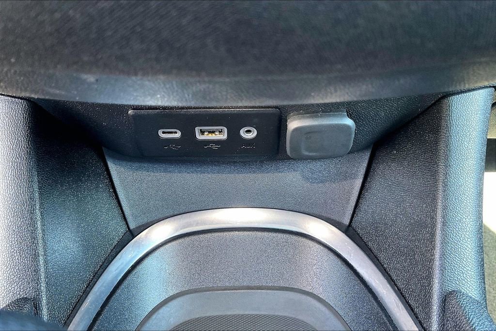 Used 2024 Chevrolet Malibu LT image 16