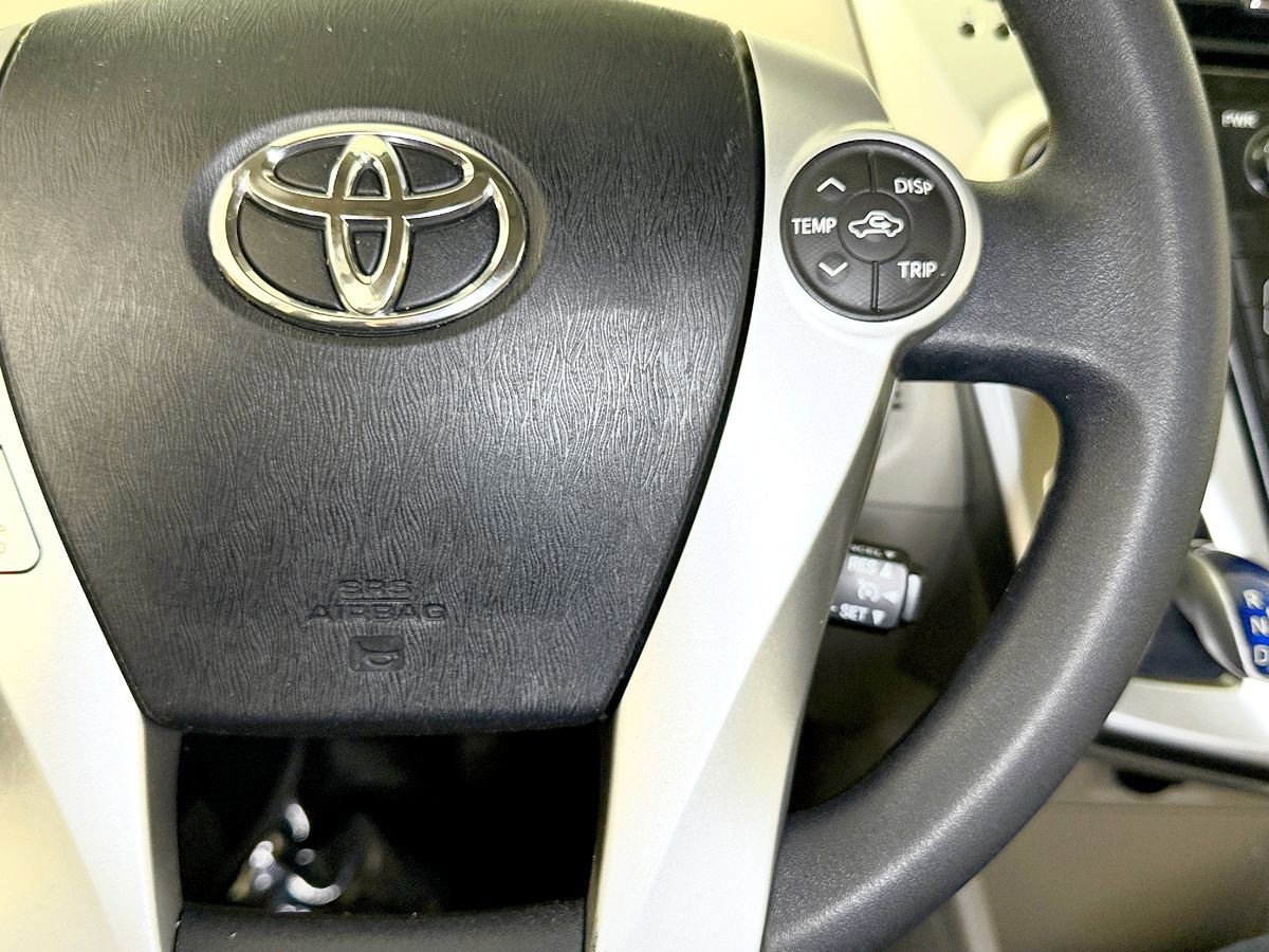 Used 2012 Toyota Prius V Three image 25