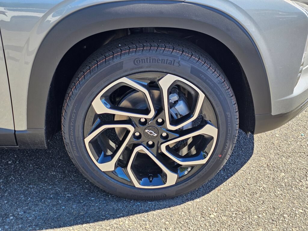 New 2026 Chevrolet Trax RS w/ Driver Confidence Package FWD image 30