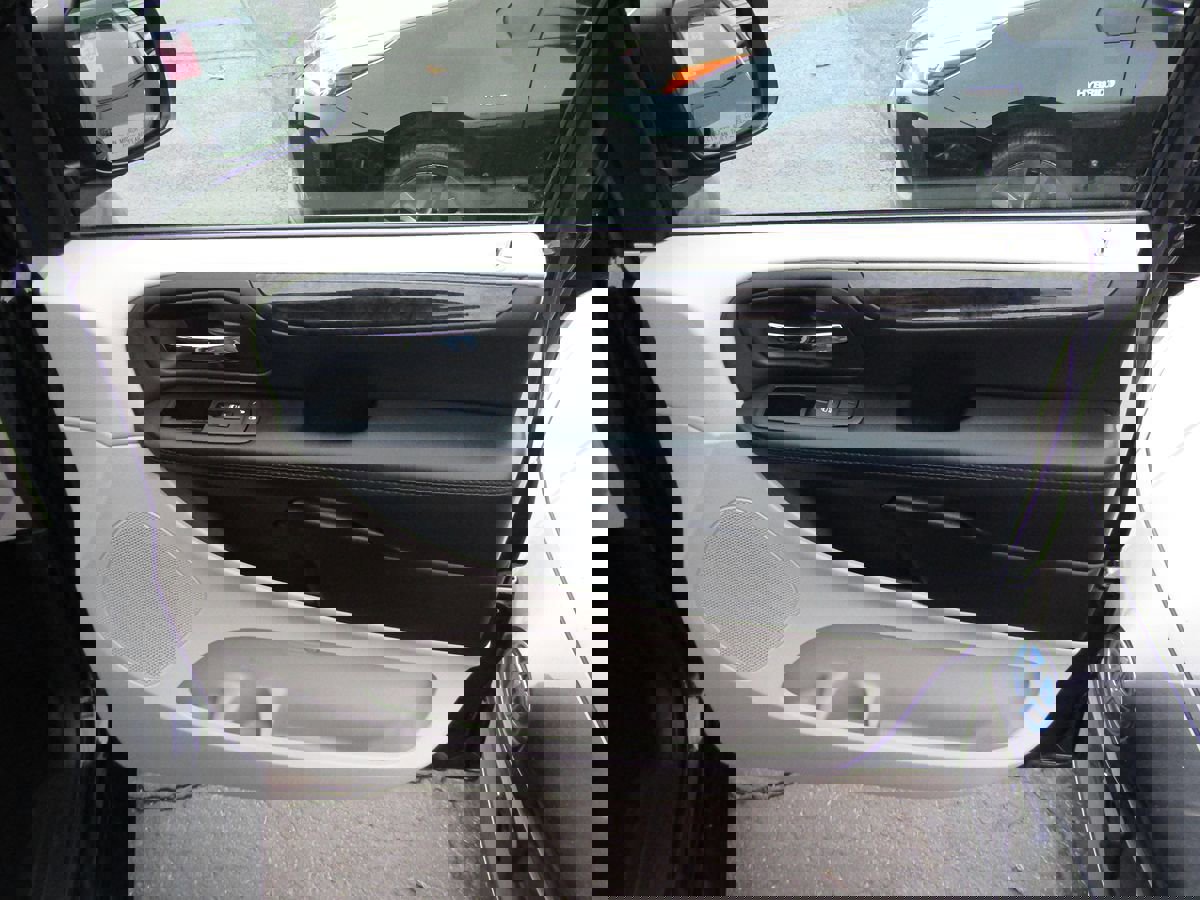 Used 2017 Dodge Grand Caravan SE w/ Power Window Group image 27