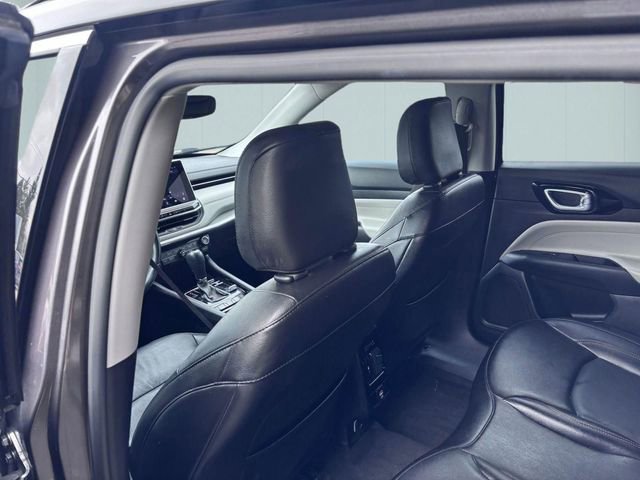 Used 2022 Jeep Compass Limited image 23