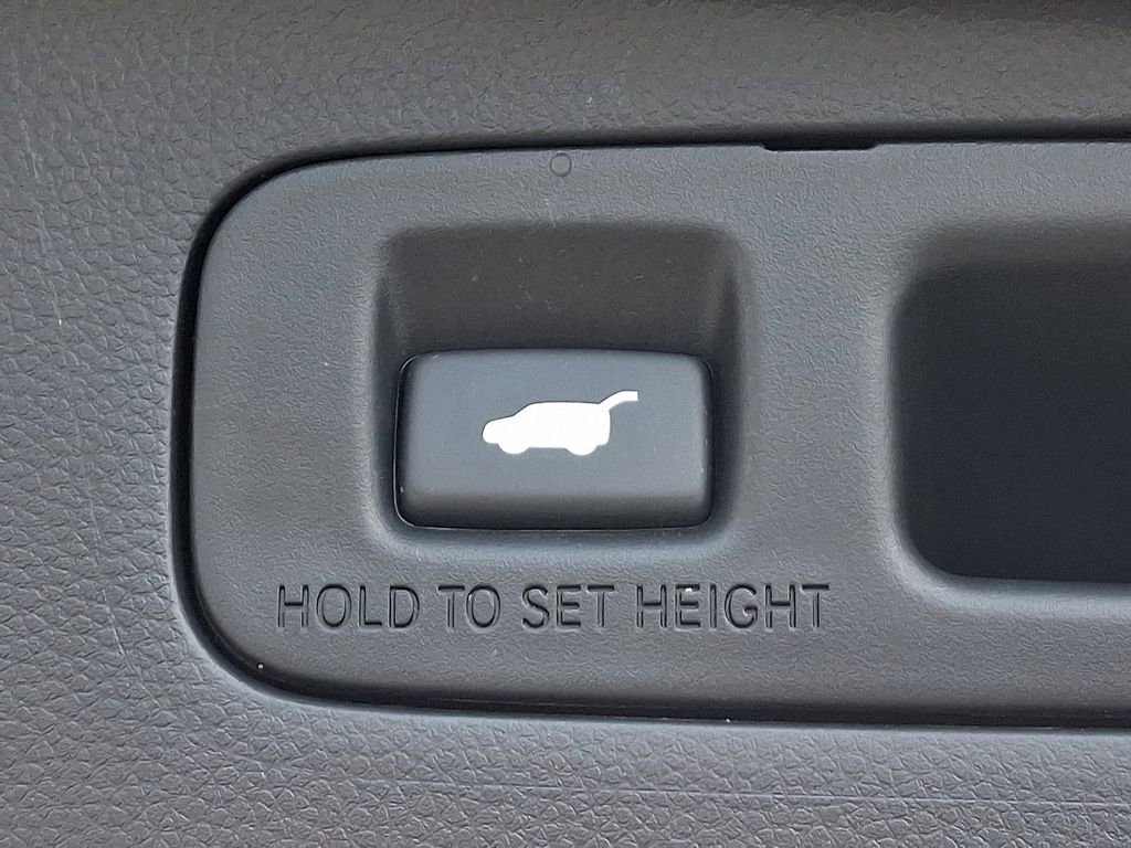 Used 2025 Honda CR-V EX-L image 30