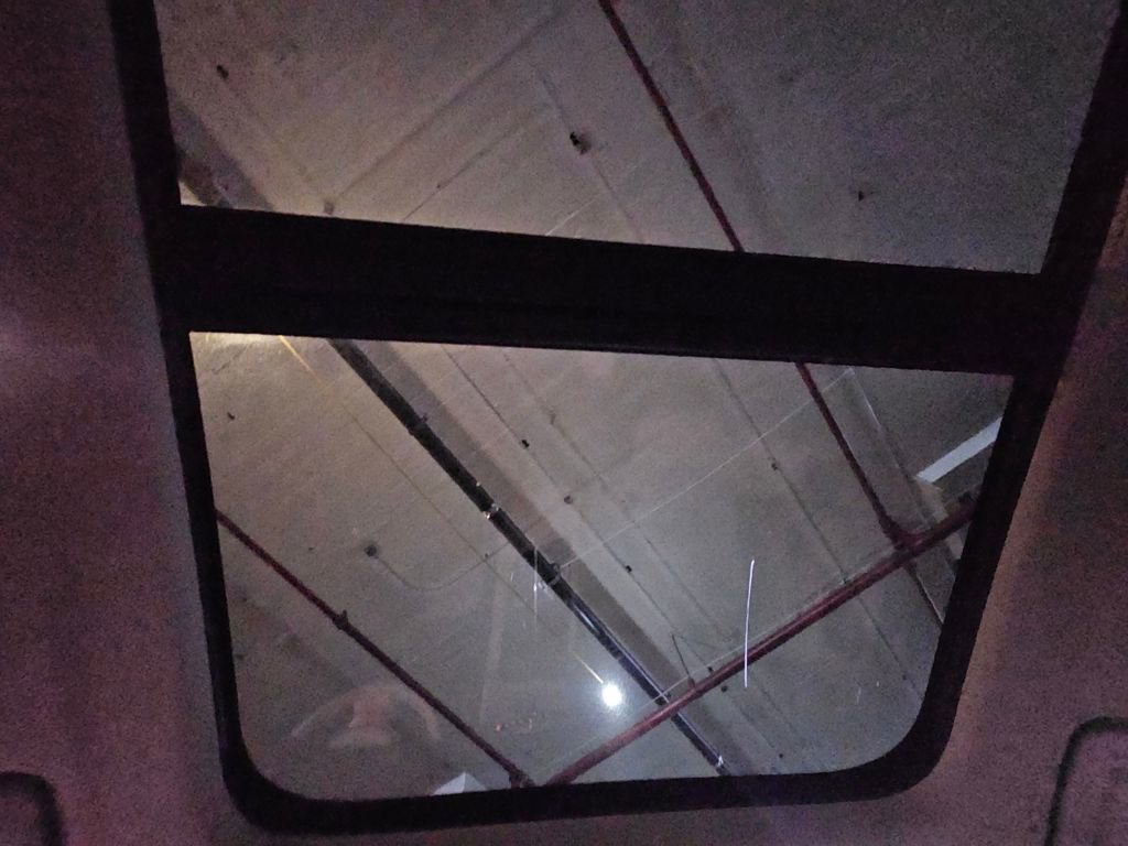 Certified 2025 Volvo V90 B6 Cross Country Plus image 25