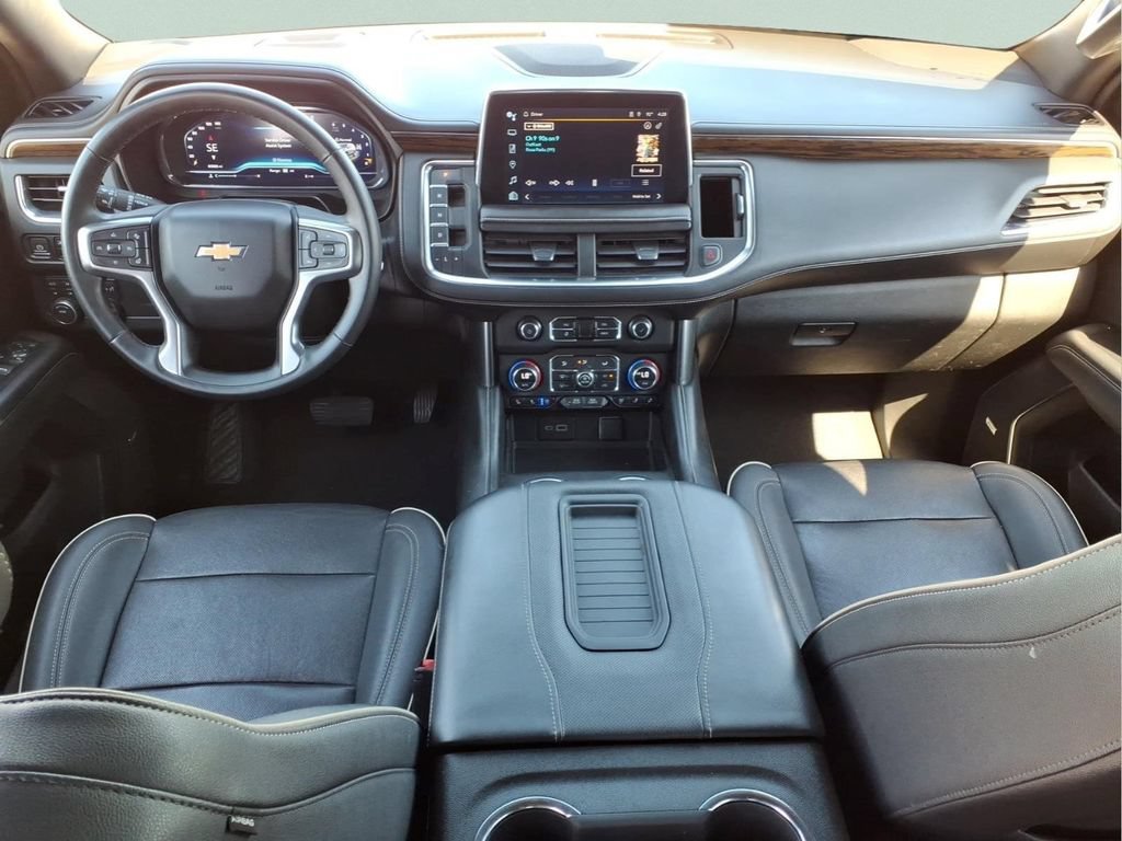 Used 2023 Chevrolet Tahoe Premier AWD/4WD image 18