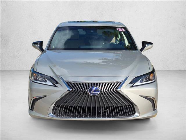 Used 2021 Lexus ES 300h w/ Premium Package FWD image 2