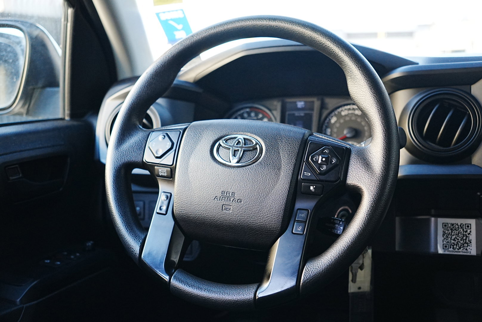 Used 2022 Toyota Tacoma SR image 15