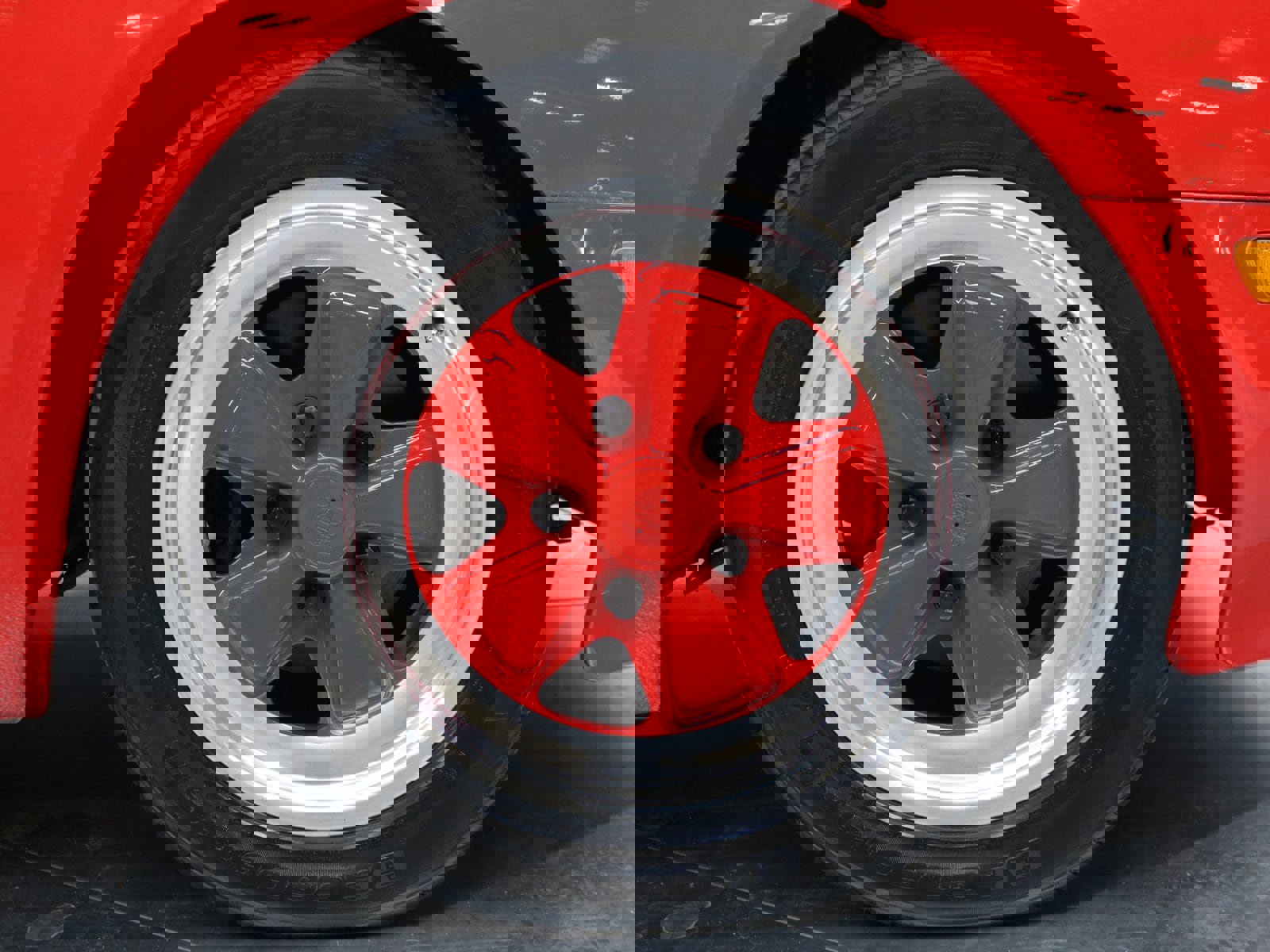 Used 1986 Porsche 944 Coupe image 34