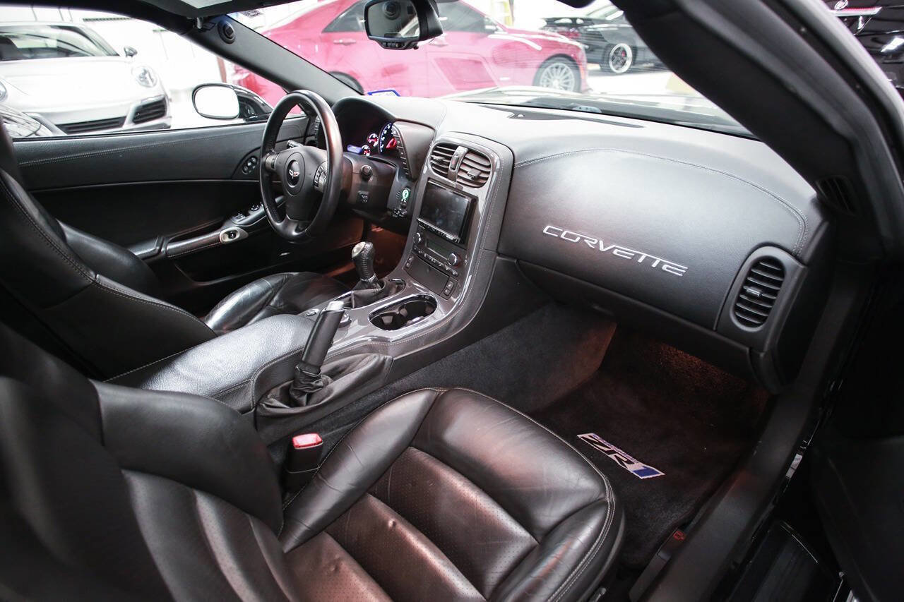 Used 2009 Chevrolet Corvette ZR1 w/ Preferred Equipment Group RWD image 27