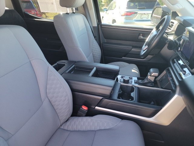 Used 2023 Toyota Tundra SR5 w/ SR5 Convenience Package AWD/4WD image 14