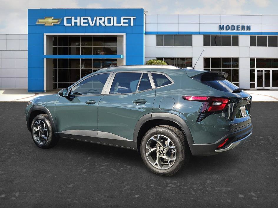 New 2026 Chevrolet Trax LT FWD image 3