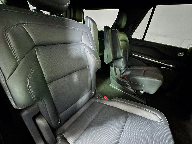 New 2025 Lincoln Navigator L Reserve w/ Jet Appearance Package image 30