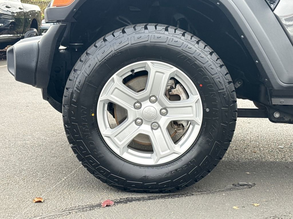 Used 2022 Jeep Wrangler Unlimited Sport image 10